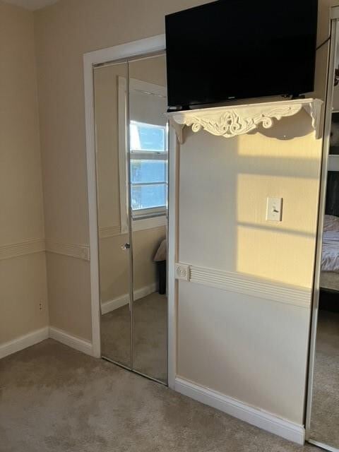 Building Photo - 801 NE 18th Ct