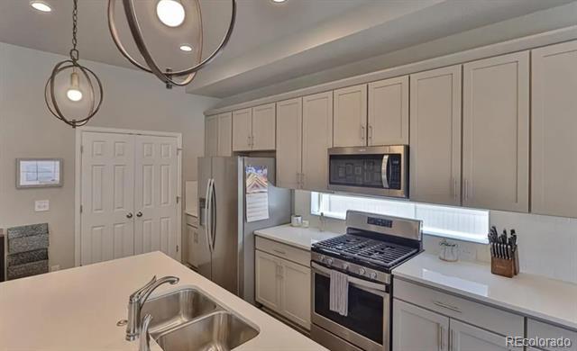 Building Photo - 6652 Golden Briar Ln