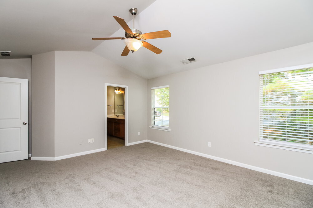 Building Photo - 289 Darbys Run Ct