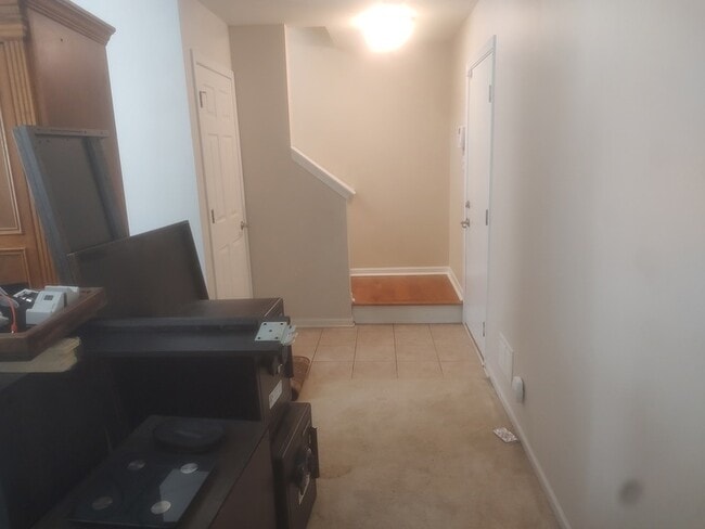 Building Photo - 24463 John Adams Dr