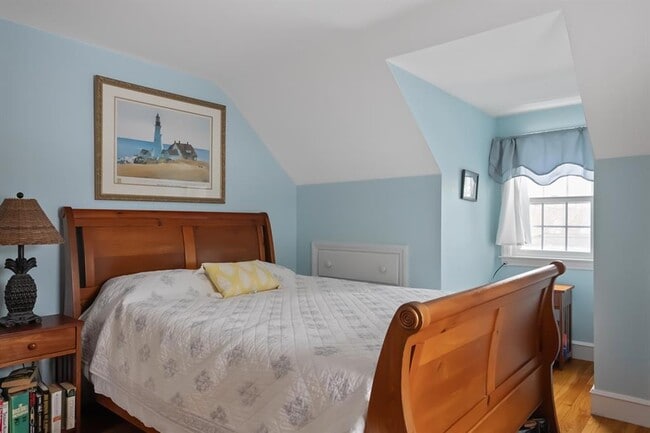 Building Photo - 46 Bowden Ave