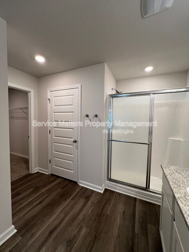 Building Photo - 5096 Gaineswood Dr