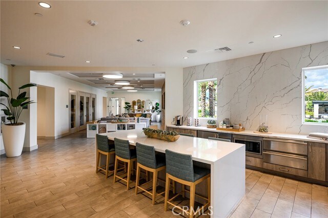 Building Photo - 9560 Hammock Pl