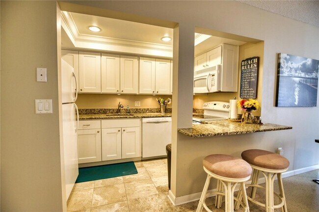 Building Photo - 519 Albee Farm Rd