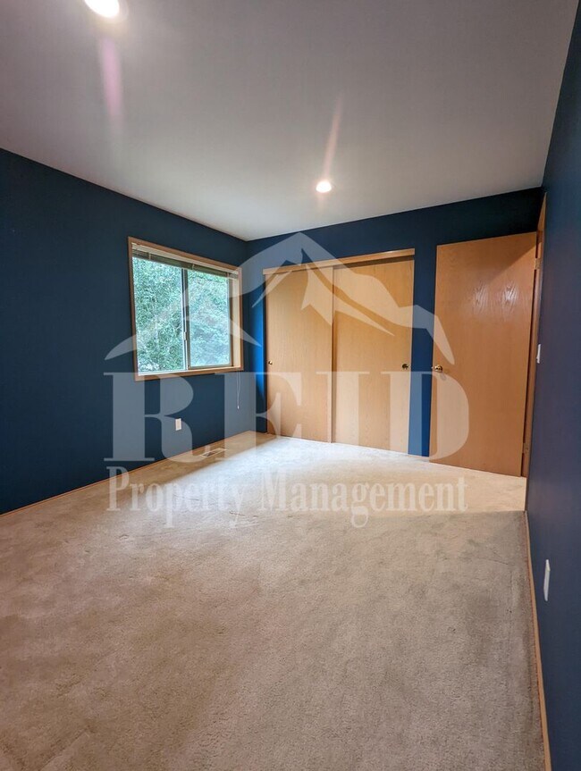 Building Photo - 7027 Killeen Pl SW
