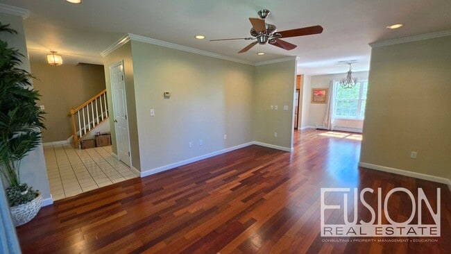 Building Photo - Elegant Four Bedroom Home in Dorset Farms!