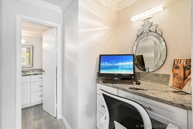 Building Photo - 3546 S Ocean Blvd