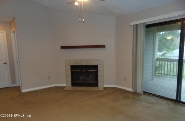 Building Photo - 218 Cranes Lake Dr