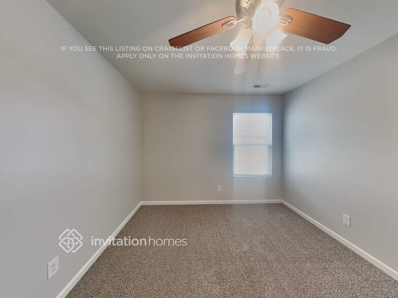 Building Photo - 9011 Paddle Oak Rd