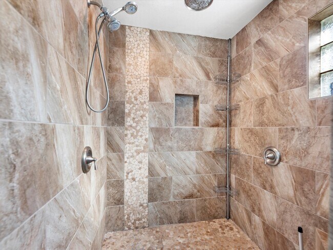 Building Photo - 12539 Honeywood Trail