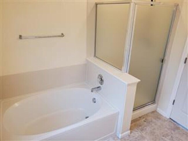 Building Photo - Updated Sage Creek Contemporary 2 Story