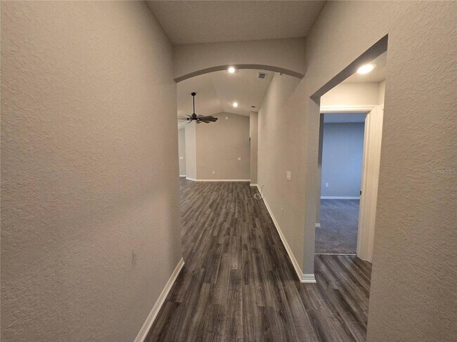 Building Photo - 1352 Mountain Flower Ln