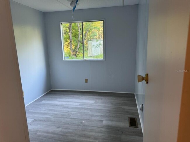 Building Photo - 9303 SW 99th Pl