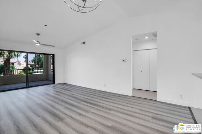 Building Photo - 34093 Calle Mora