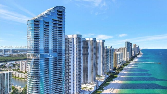 Building Photo - 15701 Collins Ave