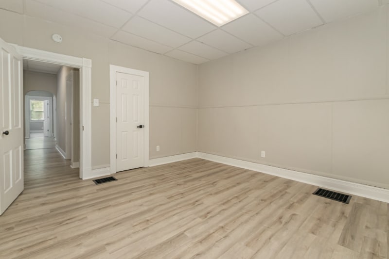 Building Photo - 517 Highland Ave