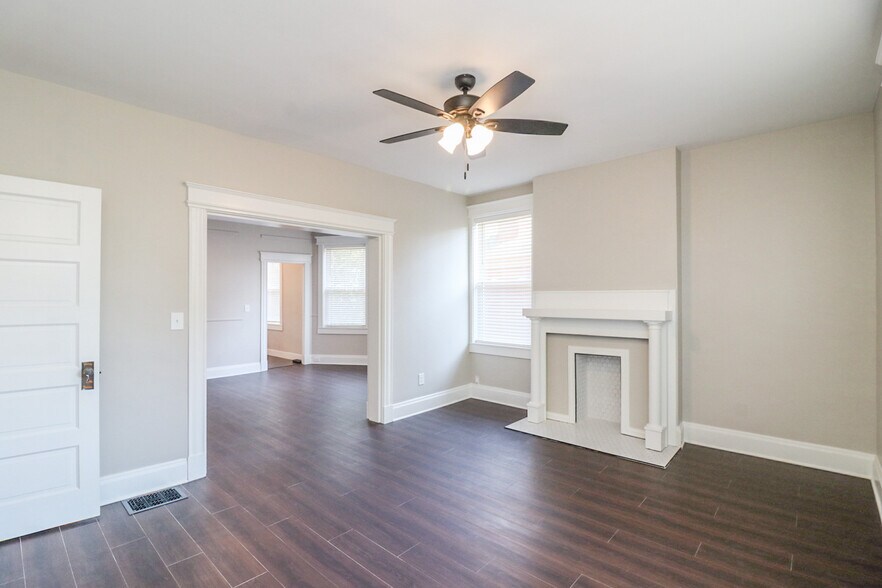 Living Room - 1634 Elkton Pl