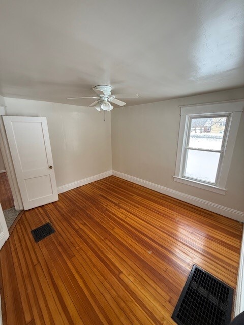 Building Photo - 421 NY-146