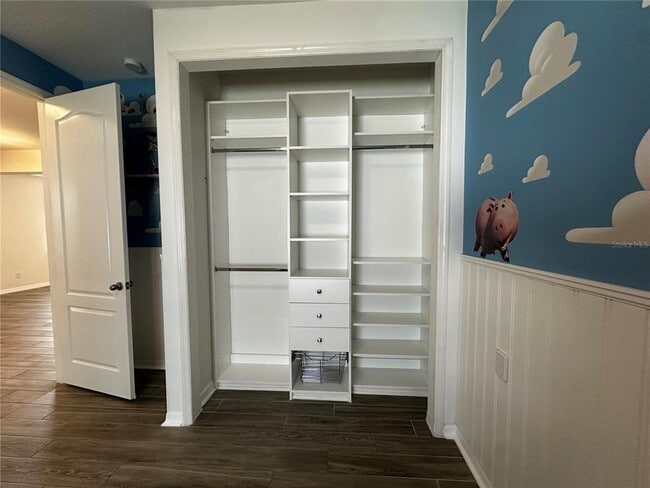 Building Photo - 15512 Sunquat Dr