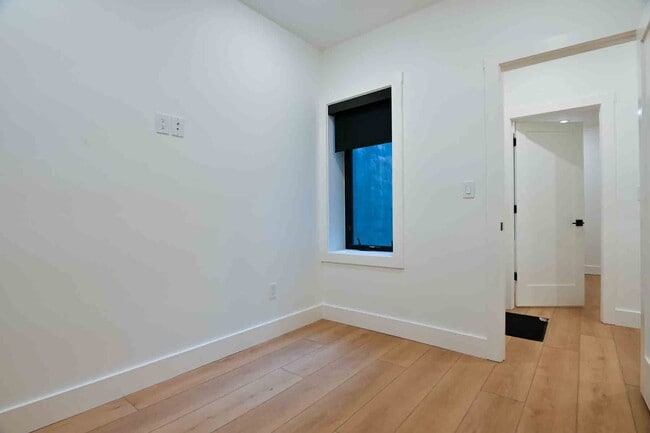 Building Photo - 2637 4th St NE