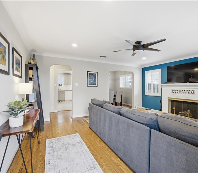 Building Photo - 1905 S Walker Ave