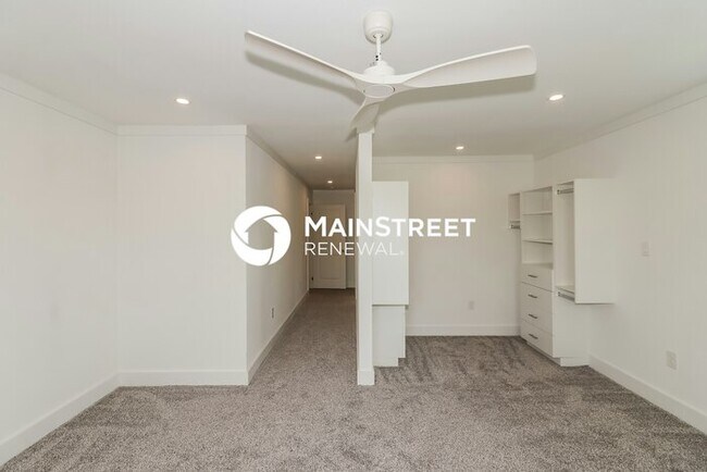 Building Photo - 3 Bedroom Pet-Friendly Home in Houston, TX with Main Street Renewal