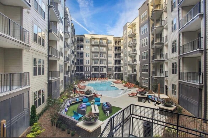 Building Photo - 2470 Cheshire Bridge Rd NE