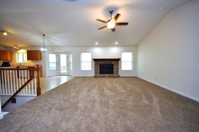 Building Photo - 131 Choctaw Dr