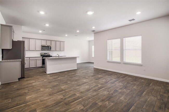 Building Photo - 13600 Thomas Wheeler Wy