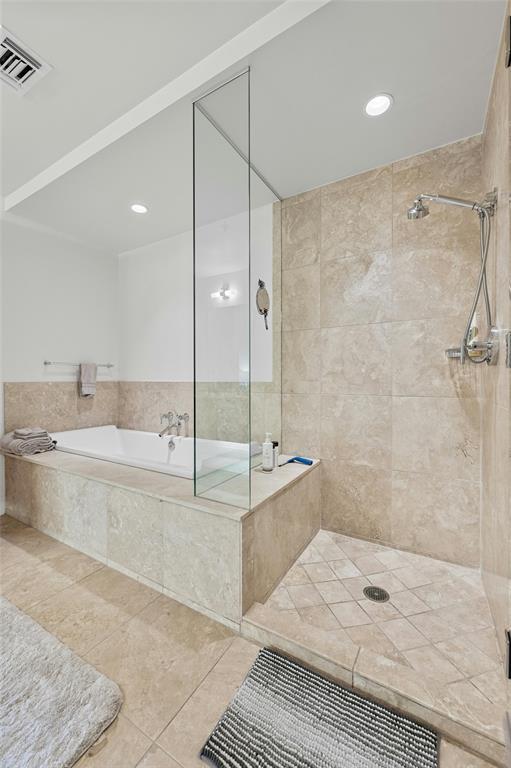 Building Photo - 210 Lee Barton Dr