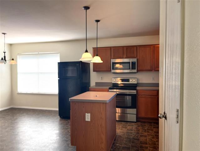 Building Photo - 230 Garden Valley Ln