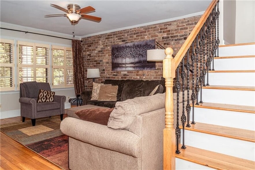 Building Photo - 153 Lindbergh Drive NE