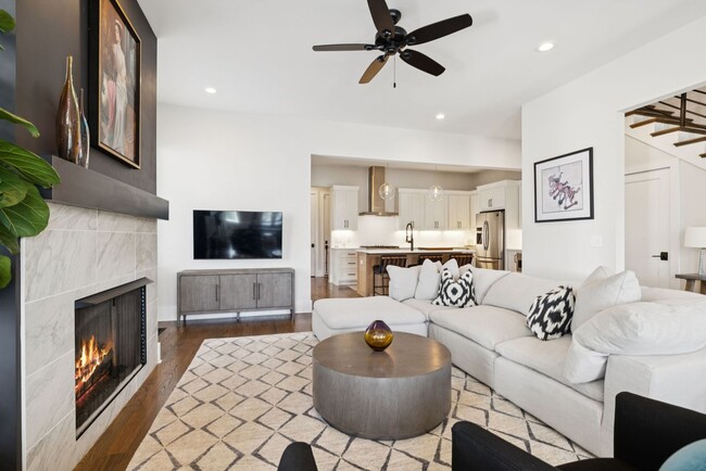 Building Photo - Experience elevated living in this beautifully crafted brick residence located in the heart of Ed...