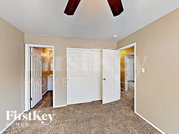 Building Photo - 1266 Garden Village Dr