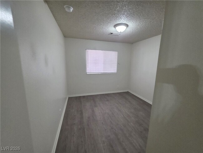 Building Photo - 3214 Anacapa Way