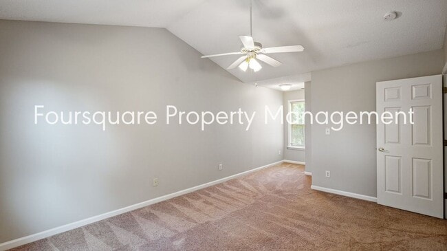 Building Photo - End Unit Townhome | Sunroom| Community Poo...