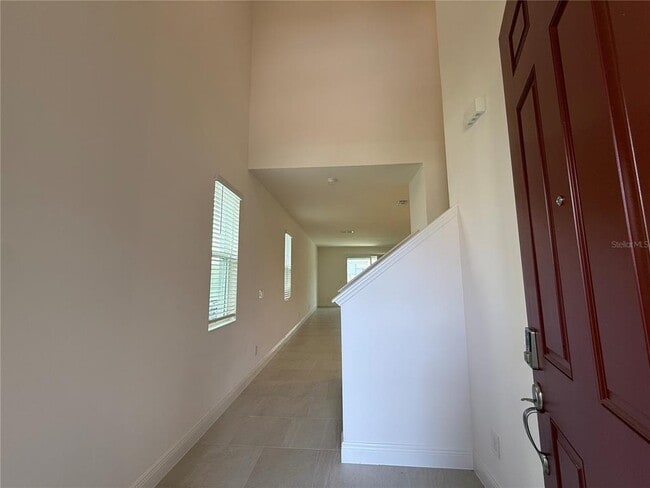 Building Photo - 14496 Crestavista Ave