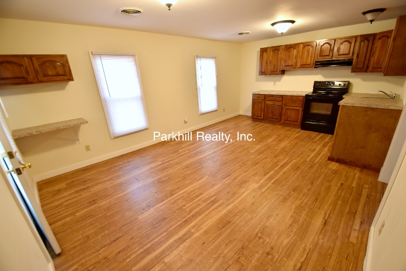 Building Photo - 308 Wood St