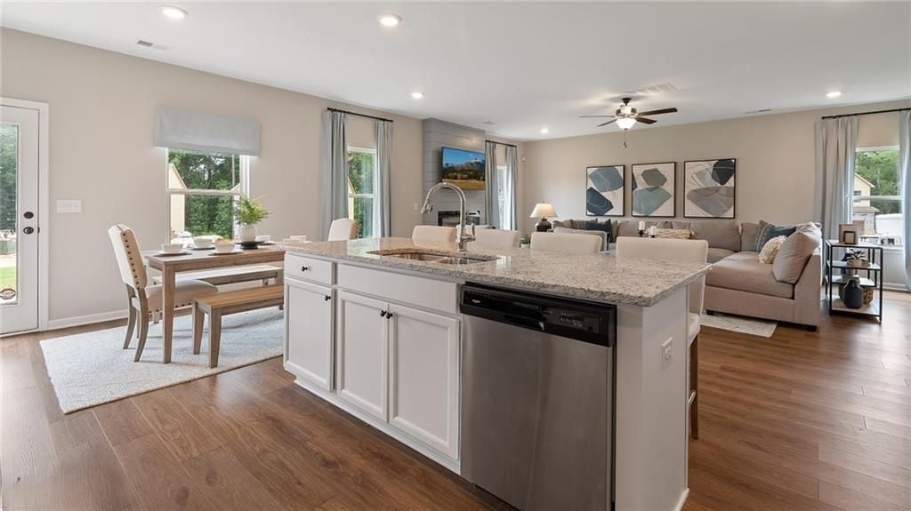 Building Photo - 4830 Elm Leaf Dr