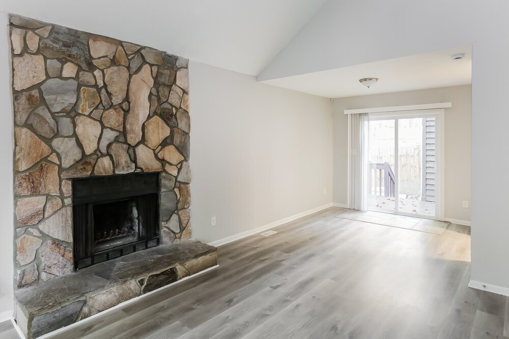 Building Photo - 2441 Brook Canyon Dr