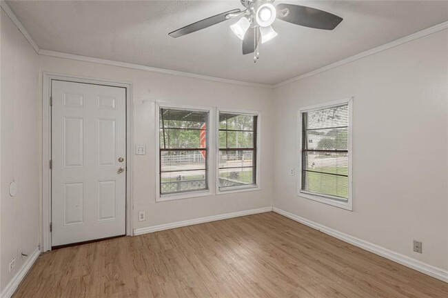 Building Photo - 1326 22nd St
