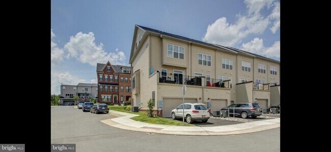 Building Photo - 22983 Worden Terrace