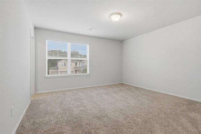 Building Photo - 26123 Emory Holw Dr