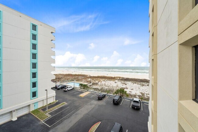 Building Photo - 111 W Beach Blvd