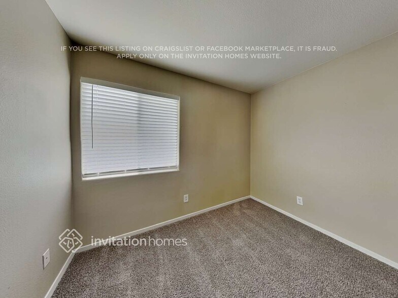 Building Photo - 7825 Strong Water Ct