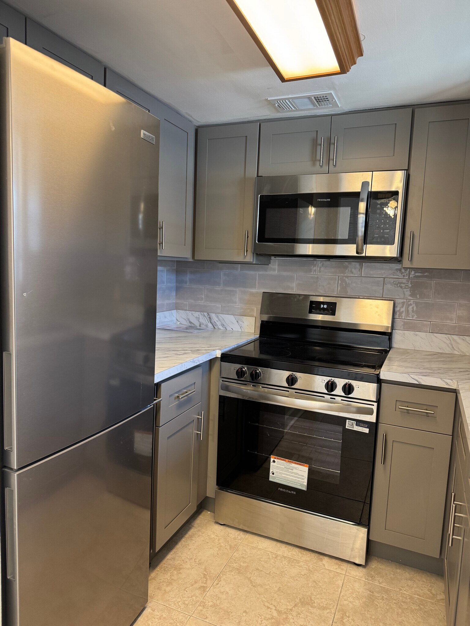 Building Photo - 5154 Turquoise Ln