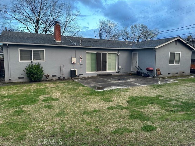 Building Photo - 249 E Lancaster Dr