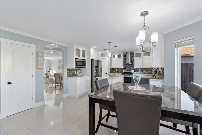 Building Photo - 405 Mystic Trail Loop