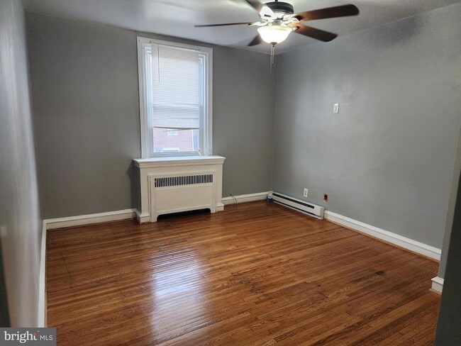 Building Photo - 6656 Blakemore St