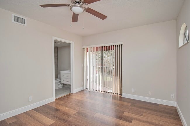 Building Photo - 4240 Village B Dr